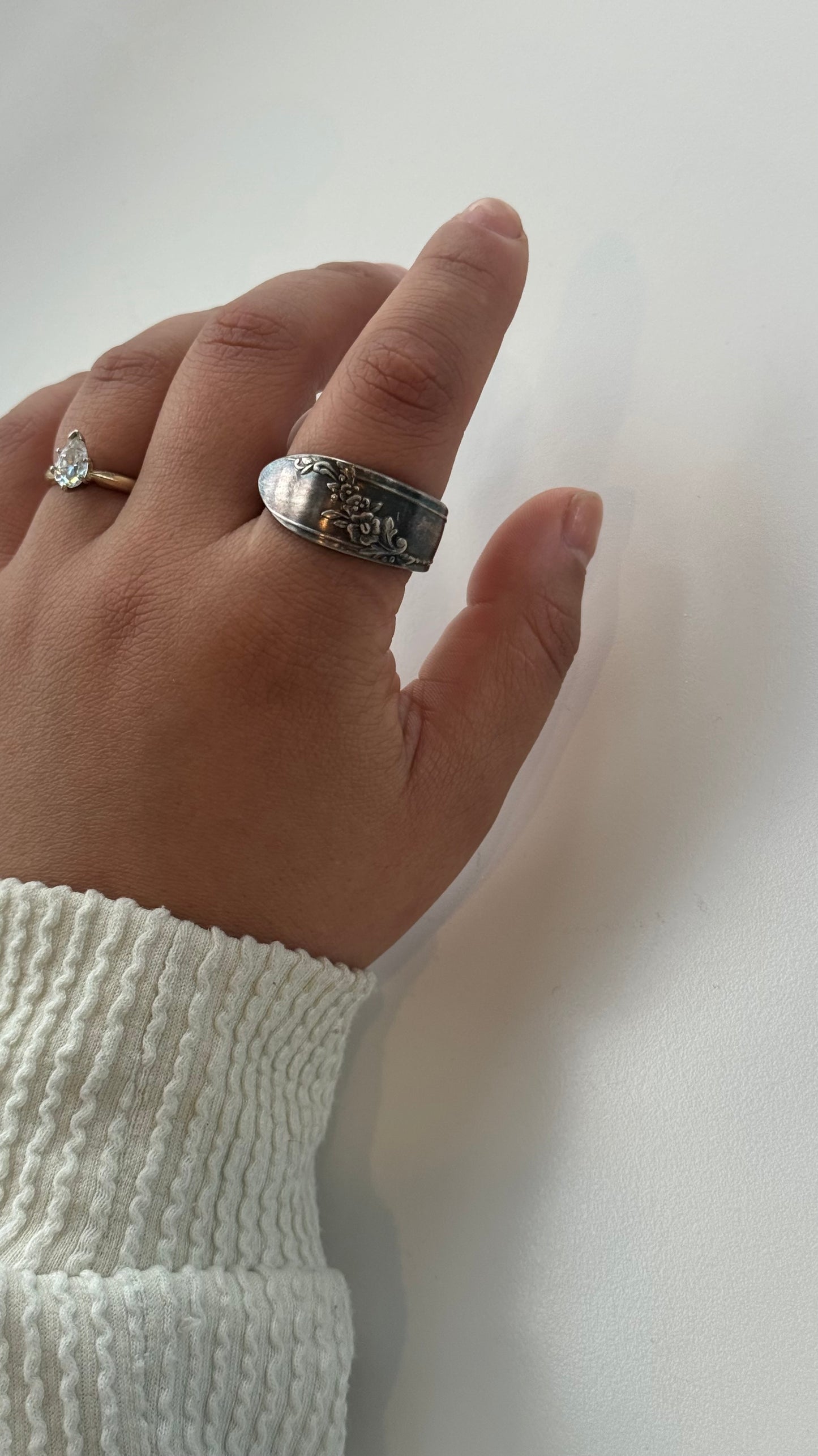 Spoon Ring Queen Bess Violet Flowers