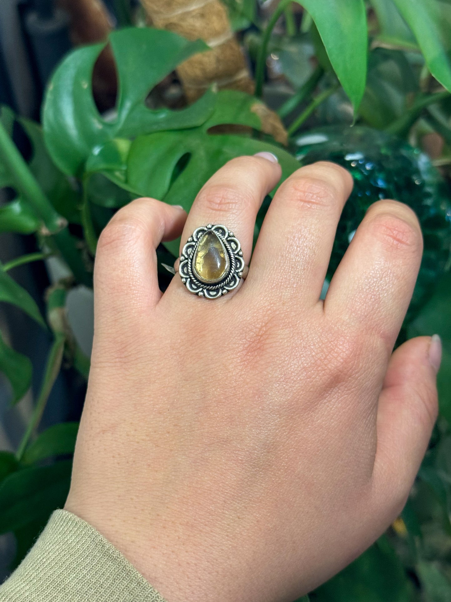 Lemon Quartz stone ring size 7