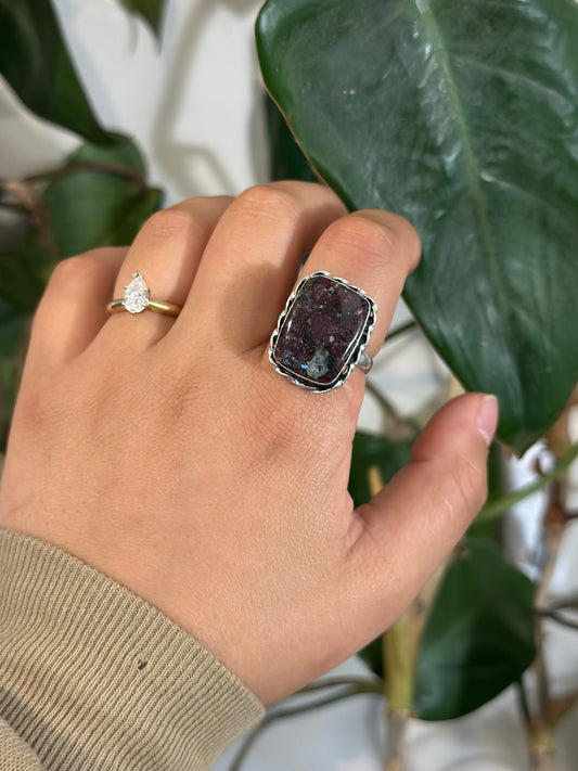Size 9 ring