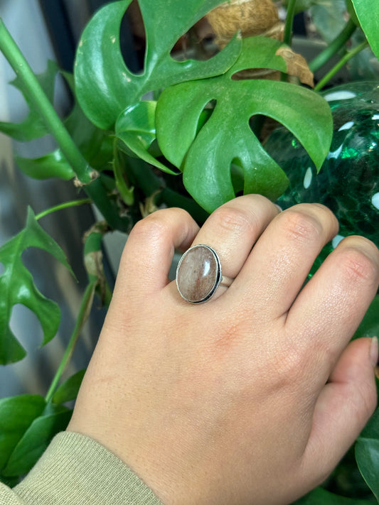 Size 7 stone ring