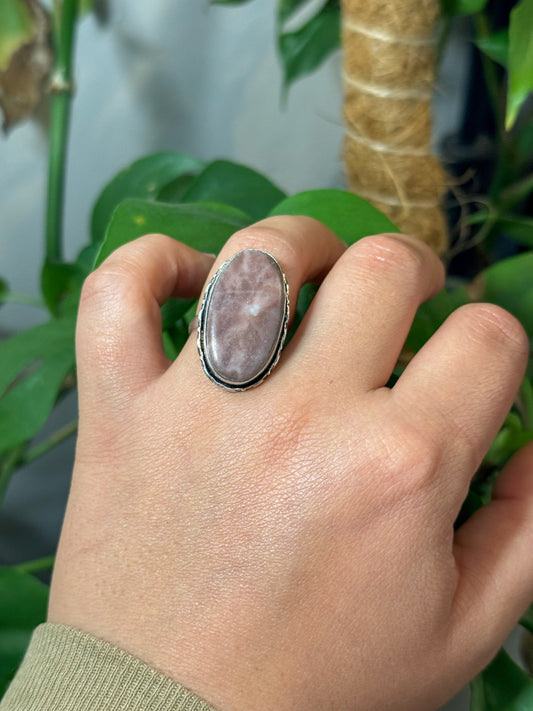 Rose quartz stone ring size 7