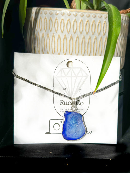 Agate slice necklace