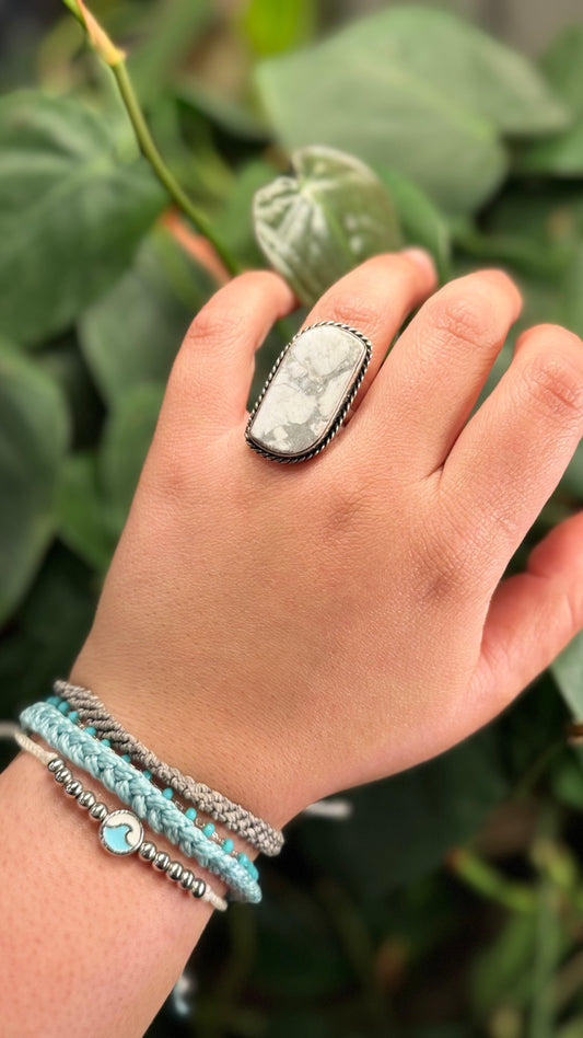 White howlite stone Adjustable ring