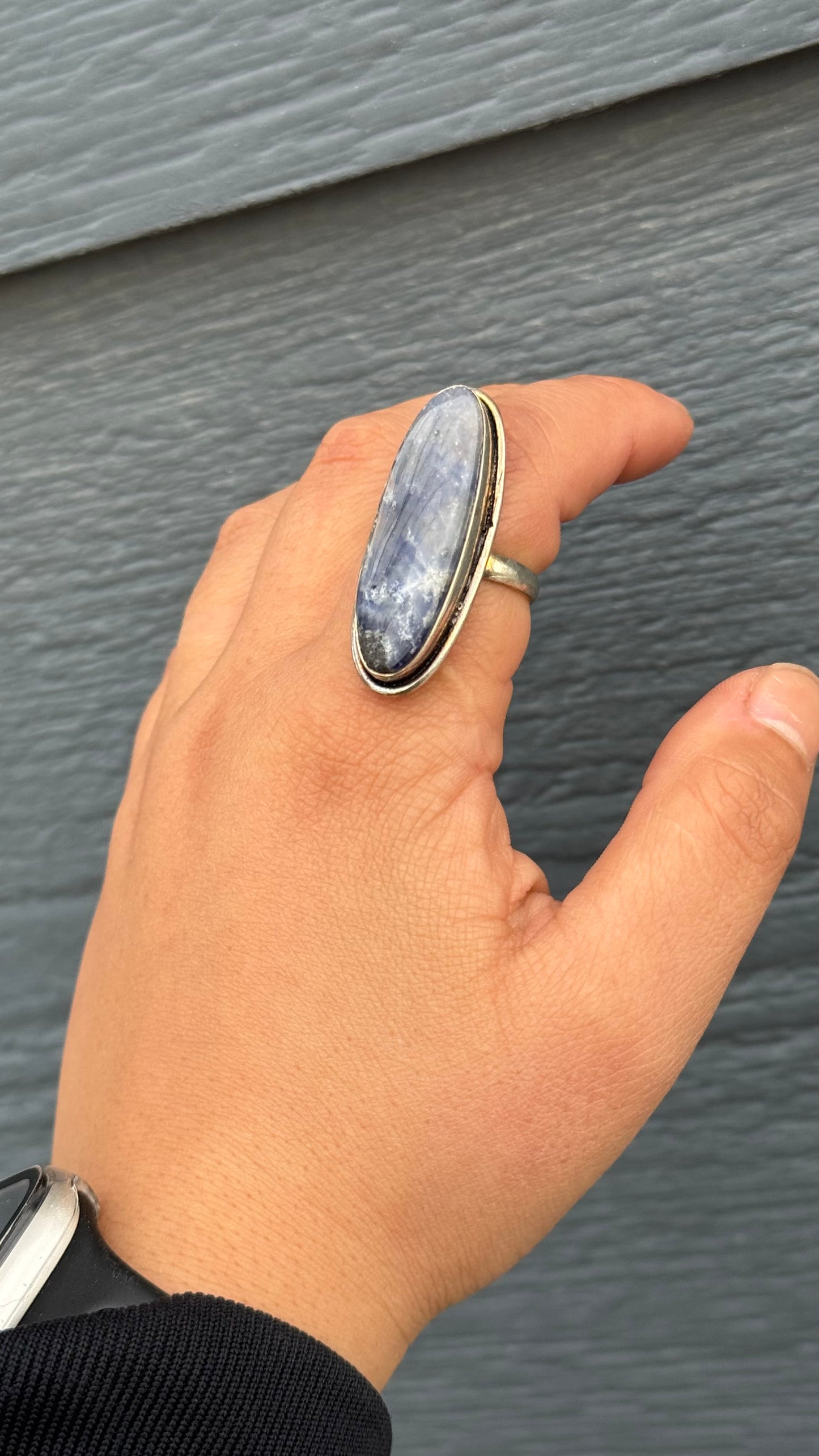 Adjustable blue lapis lazuli ring