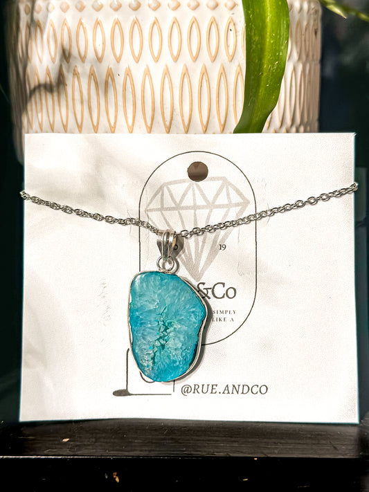 Agate slice necklace