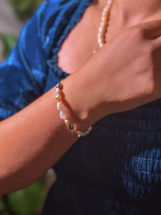 Pearl bracelet